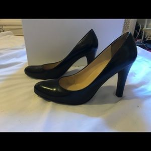Lauren Ralph Lauren Black Leather Pump 4” Heel 7